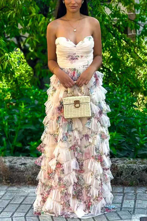Vestido maxi sin tirantes con estampado floral y volantes en capas