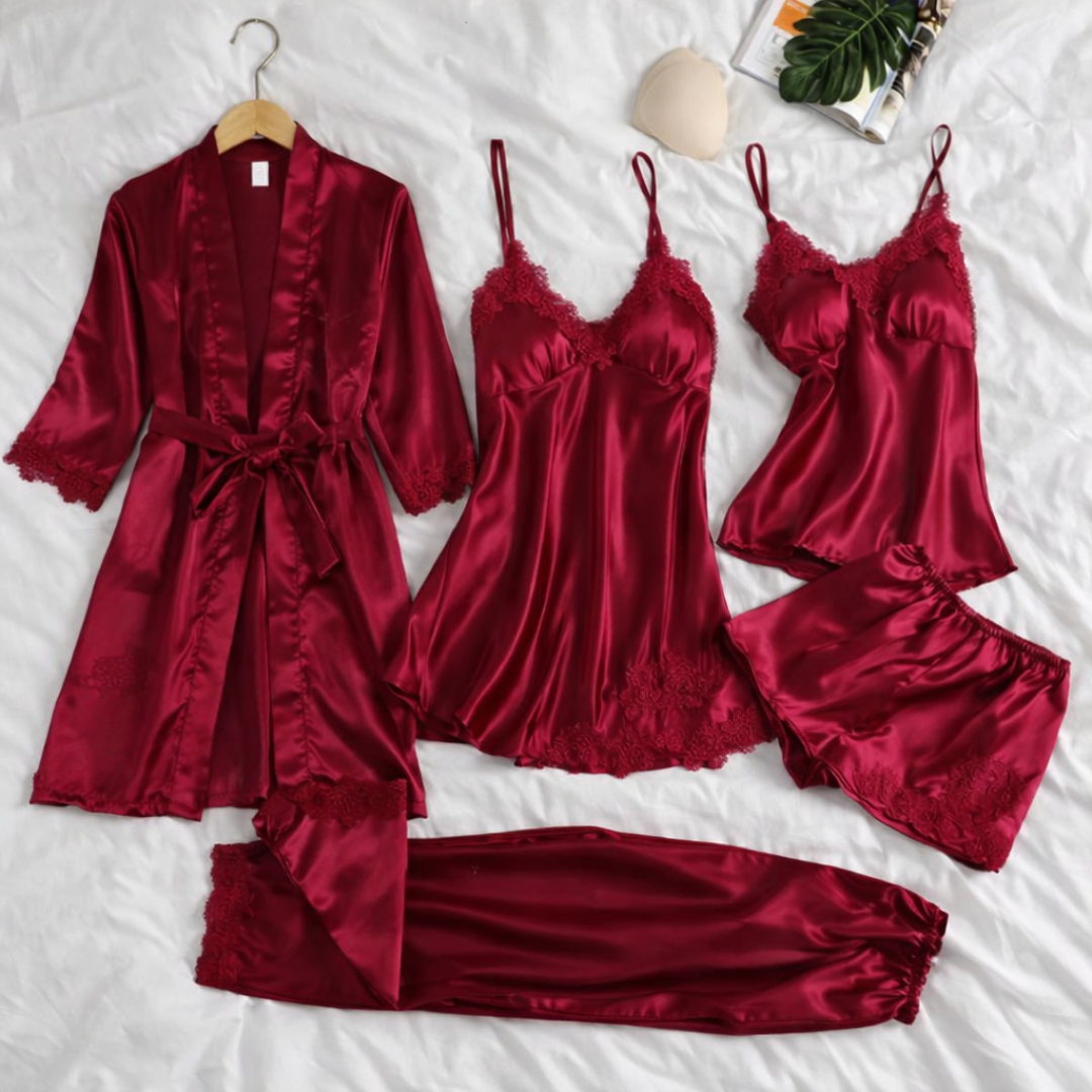 Blanca | Camisón sexy de seda de cinco piezas