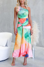 Vestido maxi estampado de un solo hombro con recorte en la cintura