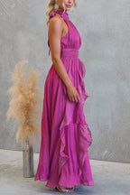 Vestido maxi con escote halter y volantes de caída fluida