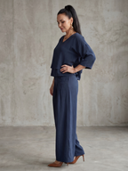 Río | Conjunto de Top en Capas y Pantalón Ancho
