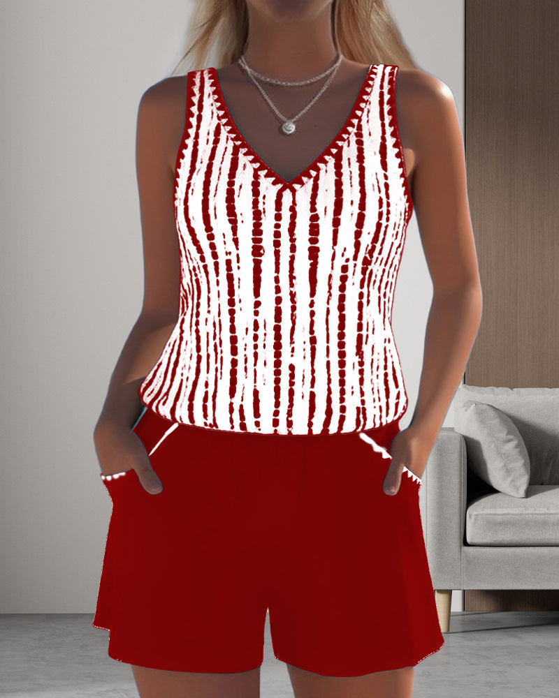 Mia™ | Traje de baño de dos piezas casual con estampado, escote en V y bolsillos
