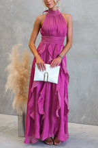 Vestido maxi de cuello halter con cintura entallada y volantes