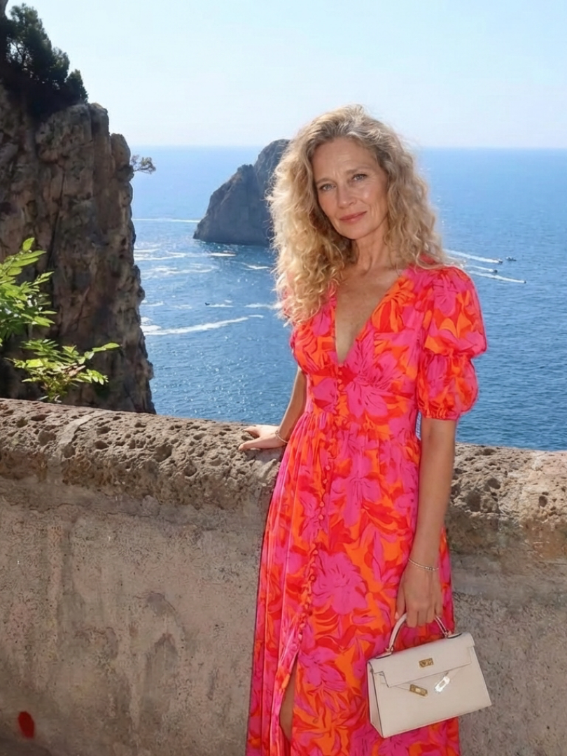 Wilma | Vestido Midi Floral con Escote en V y Manga Abullonada