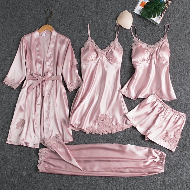 Blanca | Camisón sexy de seda de cinco piezas