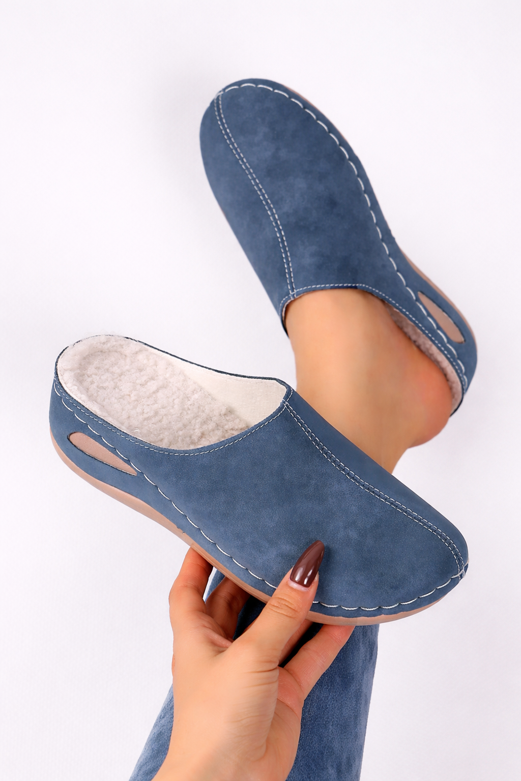 Zapatillas ortopédicas con comodidad diaria y estilo atemporal
