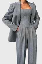 Evena Traje de Pantalón para una Elegancia Confiada