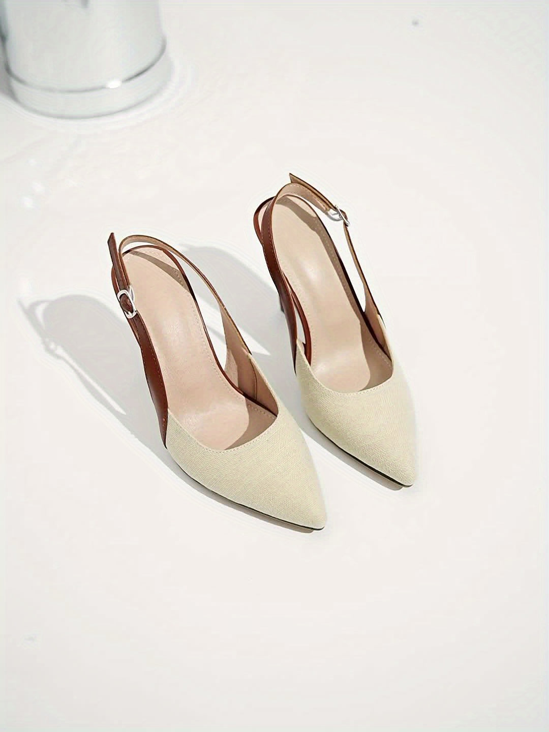 Gema™ | Zapatos de tacón con talón abierto y detalles en contraste