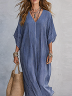 Vestido largo minimalista de rayas azules