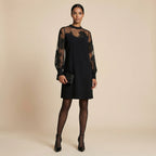 Caterina - Vestido negro con mangas de Tul