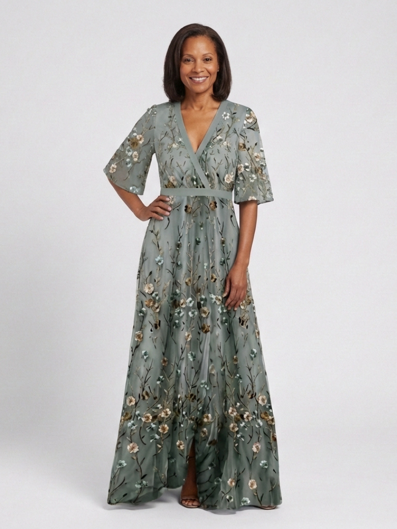Evadne | Vestido Maxi Floral con Escote en V y Manga Corta