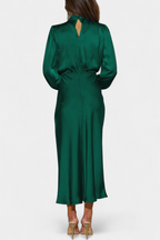 Cecila Vestido Maxi con Cuello Alto y Detalle Floral