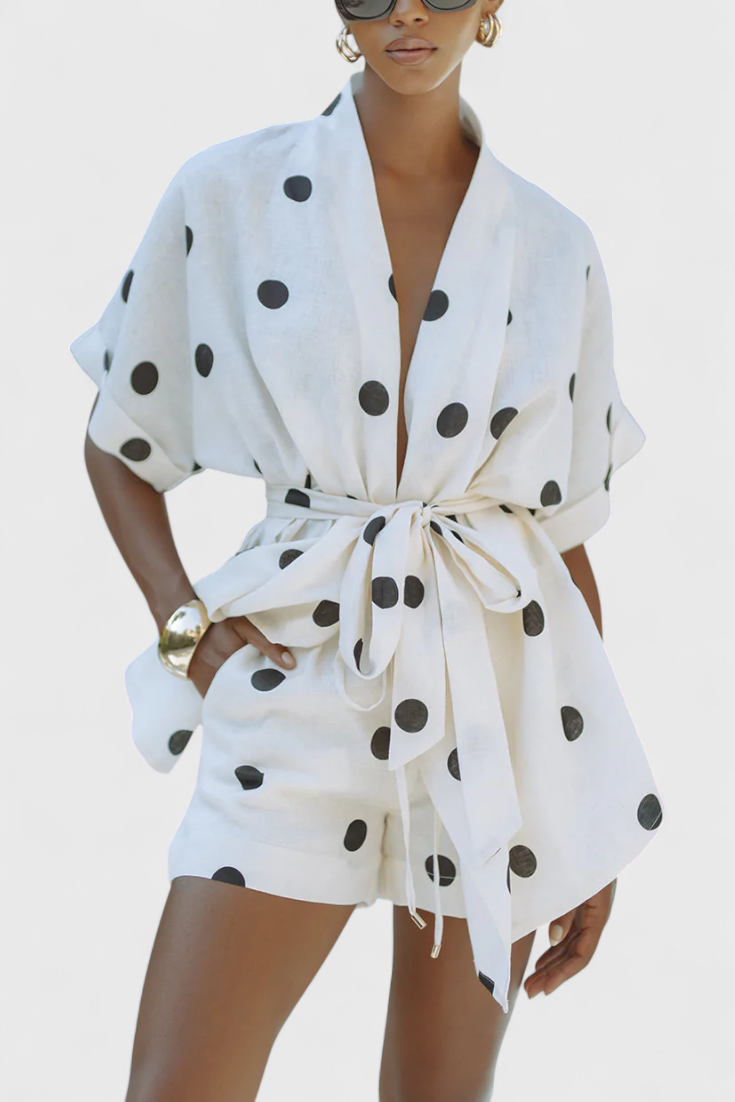 Avila Conjunto de Kimono con Nudo y Shorts con Lunares