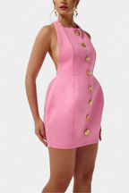 Yvonne Vestido Mini Escote Halter con Espalda Abierta y Detalle Floral